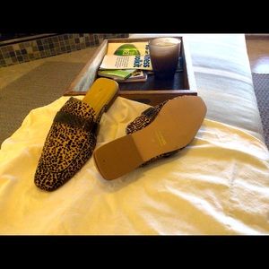 KAANAS mules. New, never worn, animal print size 10